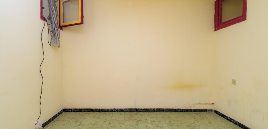 Spain Get your residency! excellent investment! building need renovation pr-00392