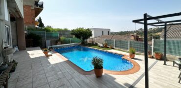Spain Get your residency! renovated villa with pool and garden PR-0001