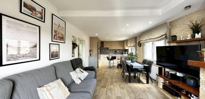 Spain Get your residency! renovated villa with pool and garden PR-0001