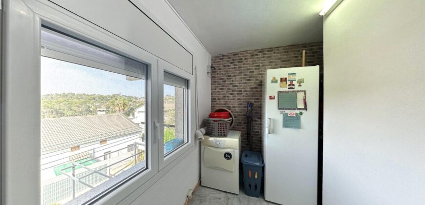 Spain Get your residency! renovated villa with pool and garden PR-0001