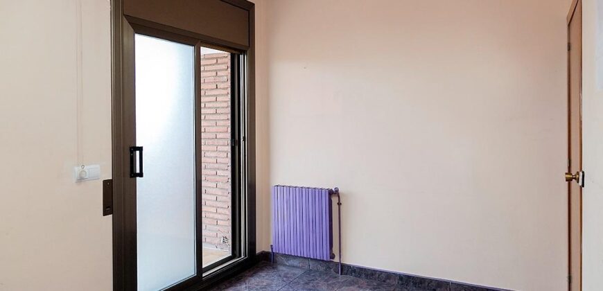 Spain Get your residency! apartment with terrace and garden PR-00388