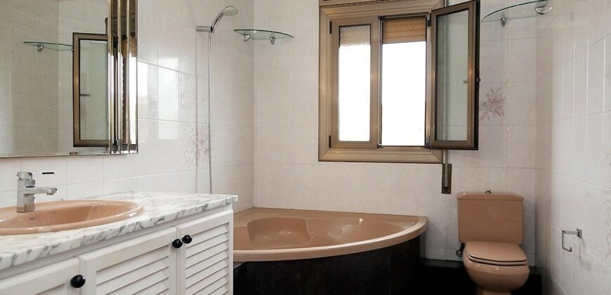 Spain Get your residency! apartment with terrace and garden PR-00388