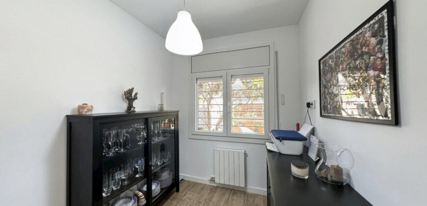 Spain Get your residency! renovated villa with pool and garden PR-0001