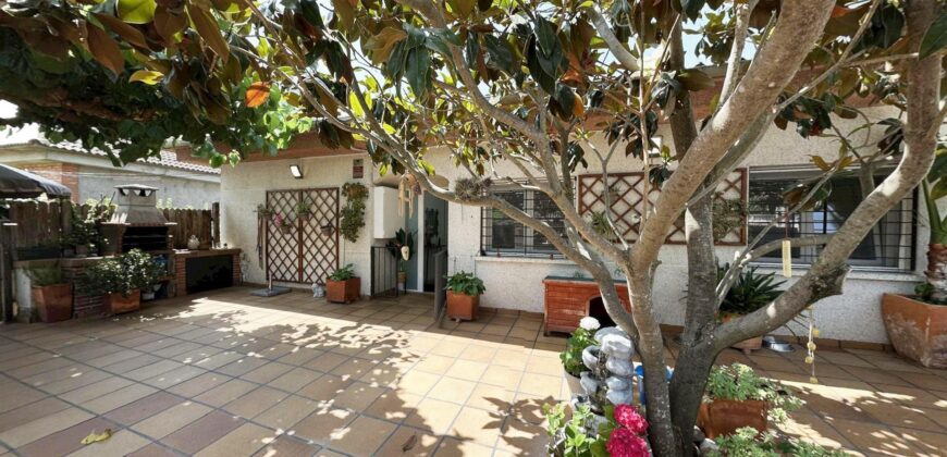 Spain Get your residency! renovated villa with pool and garden PR-0001