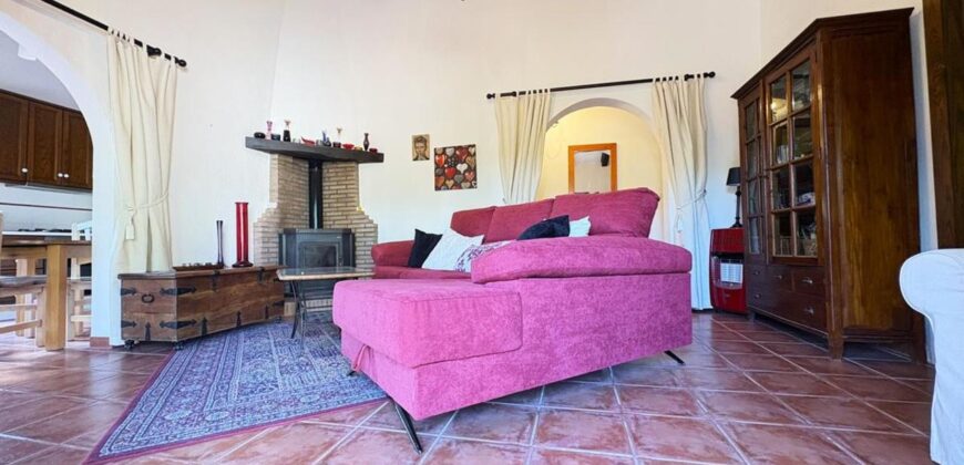 Spain Get your residency! villa with pool in a peaceful area SVM750955