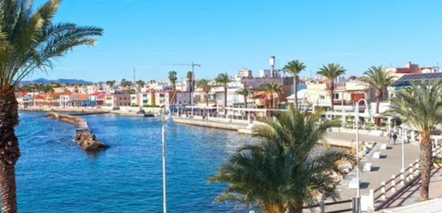 Spain Get your residency! villa 50 meters from the marina RML-02865