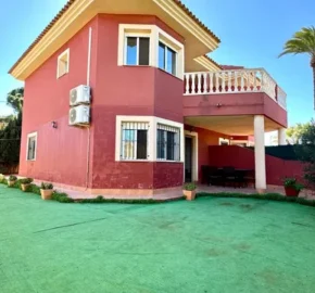 Spain Get your residency! Semi-detached house just steps from the beach #0034