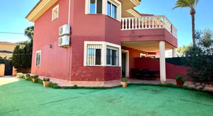 Spain Get your residency! Semi-detached house just steps from the beach #0034