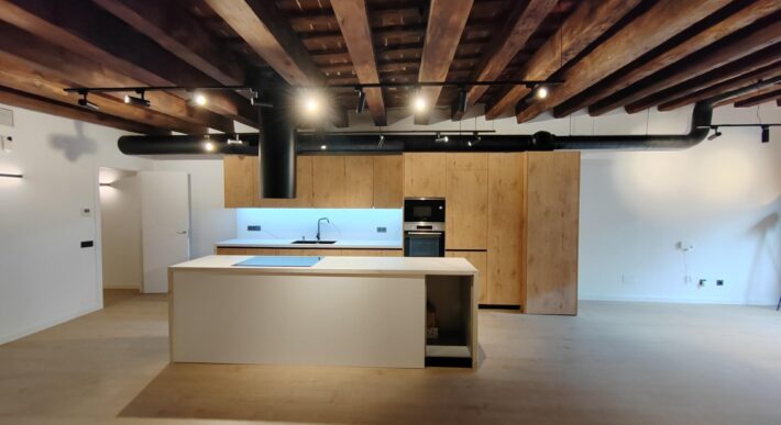 Spain Get your residency! fully renovated apartment PR-00433