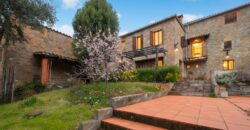 Spain Get your residency! Country house in a calm area PR-00420