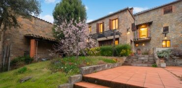 Spain Get your residency! Country house in a calm area PR-00420