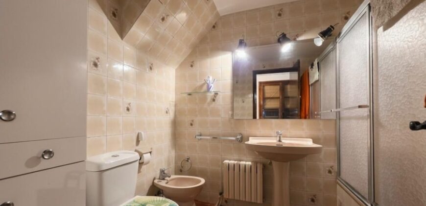 Spain Get your residency! Country house in a calm area PR-00420