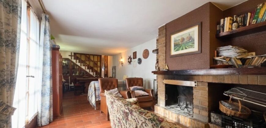 Spain Get your residency! Country house in a calm area PR-00420