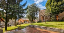 Spain Get your residency! Country house in a calm area PR-00420