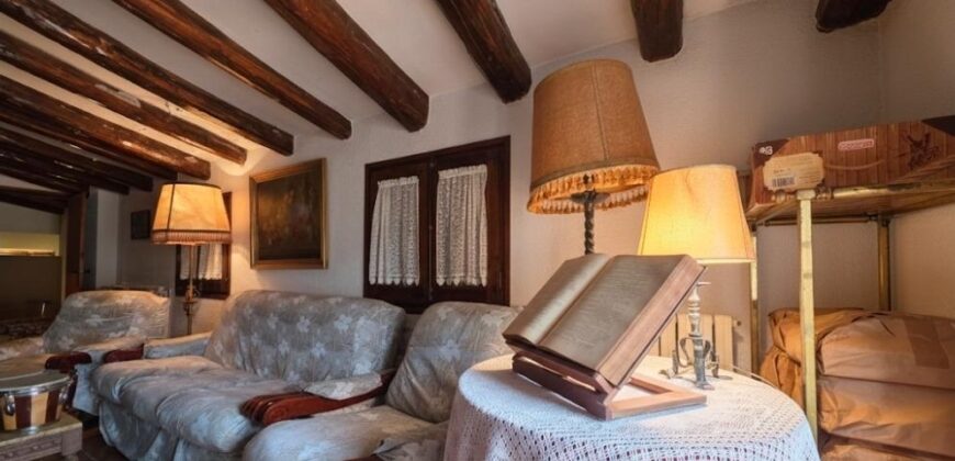 Spain Get your residency! Country house in a calm area PR-00420