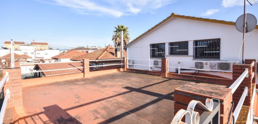 Spain get your residency! furnished house in a quiet neighborhood PR-00436