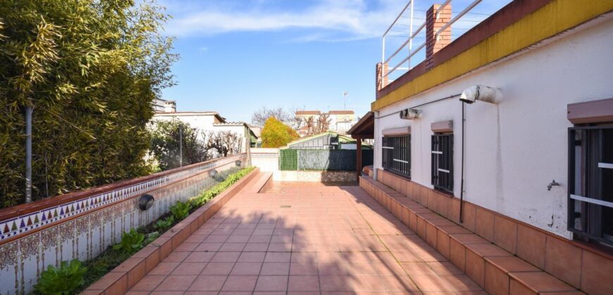 Spain get your residency! furnished house in a quiet neighborhood PR-00436