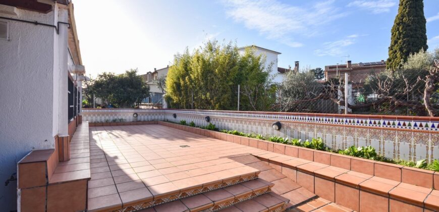 Spain get your residency! furnished house in a quiet neighborhood PR-00436