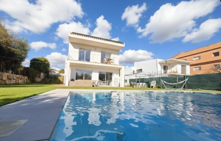 Spain Get your residency! villa with pool in a prime location PR-00426