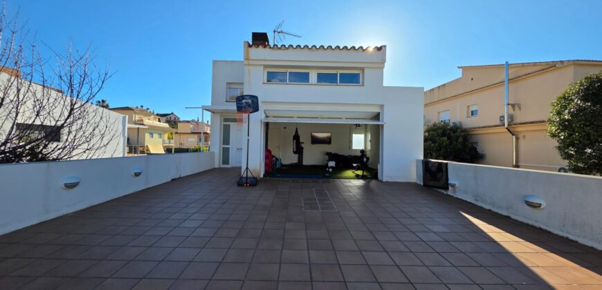 Spain Get your residency! villa with pool in a prime location PR-00426