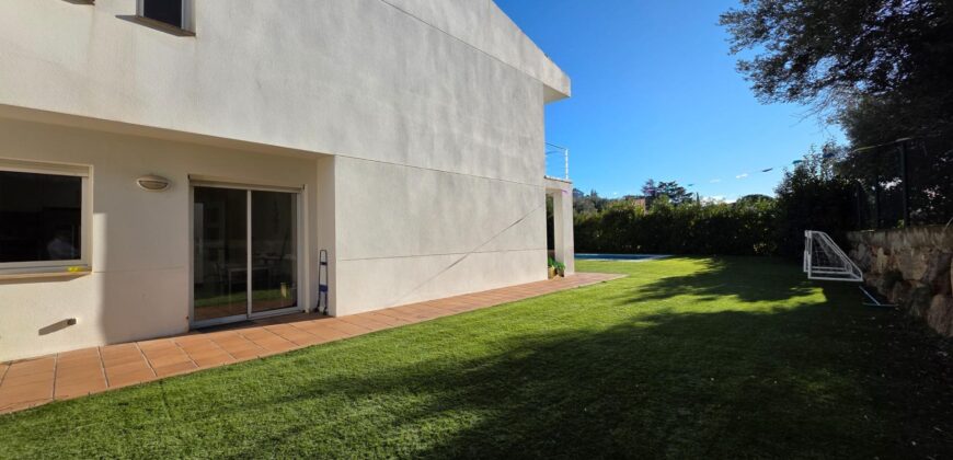 Spain Get your residency! villa with pool in a prime location PR-00426