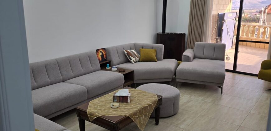 ablah building 4 floors (1 warehouse + 6 apartments) + grapevine land #6876