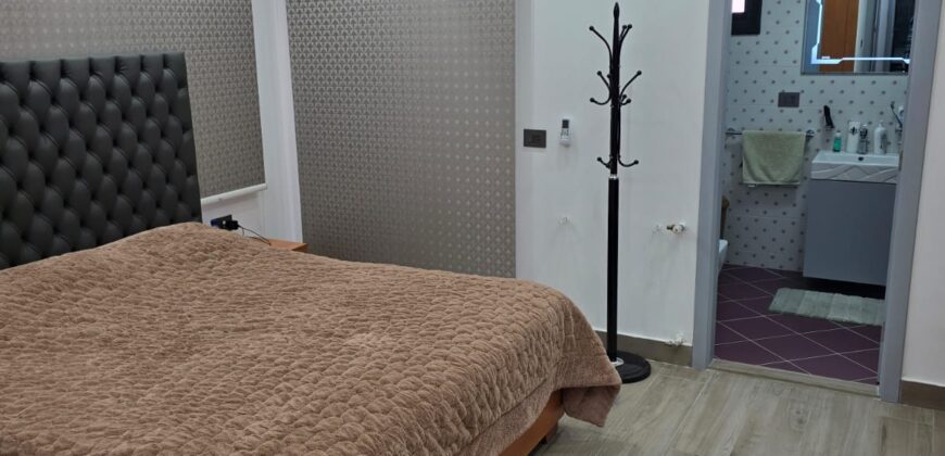 ablah building 4 floors (1 warehouse + 6 apartments) + grapevine land #6876