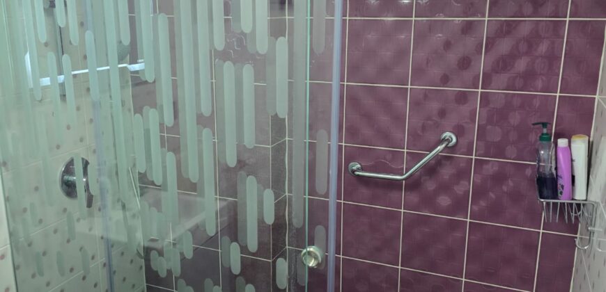 ablah building 4 floors (1 warehouse + 6 apartments) + grapevine land #6876