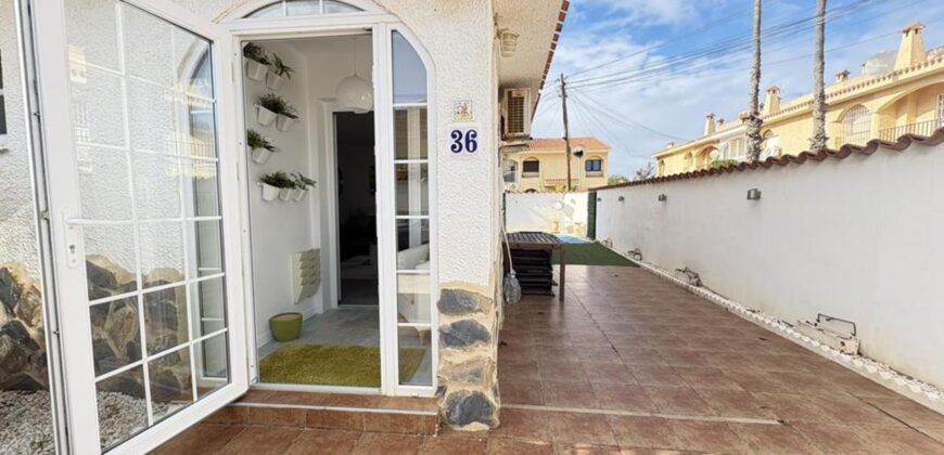 Spain Get your residency! townhouse with pool, 2 mins from beach SVM752321