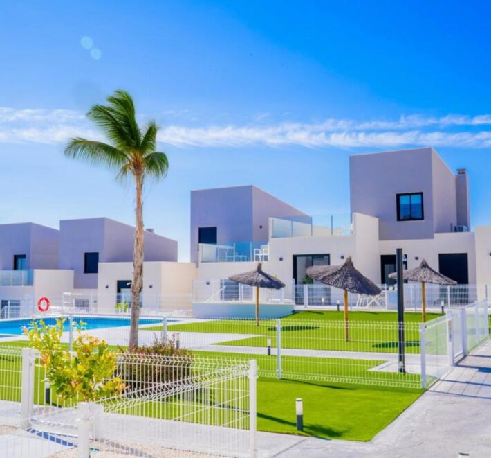 Spain Get your residency! new build townhouses 3 bedrooms SVM751024