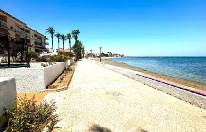 Spain Get your residency! beachfront apartment with breathtaking views 00150