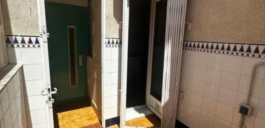 Spain Get your residency! beachfront apartment with breathtaking views 00150