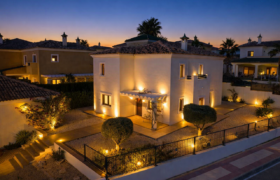 Spain Get your residency! villa in a prestigious golf resort SVM752925