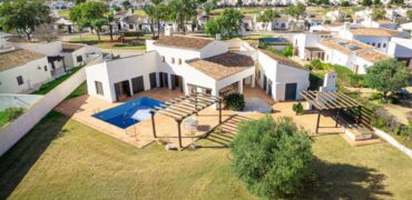 Spain Get your residency! villa in a prime location SVM763891
