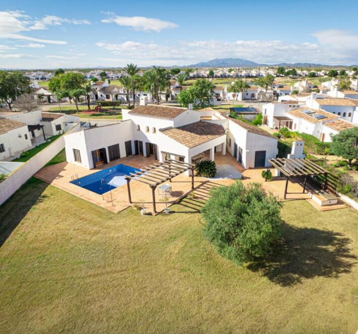 Spain Get your residency! villa in a prime location SVM763891