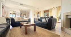 Spain Get your residency! villa in a prestigious golf resort SVM752925