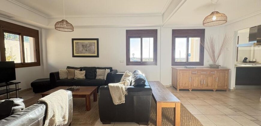 Spain Get your residency! villa in a prestigious golf resort SVM752925