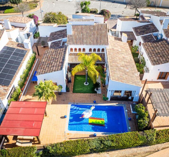 Spain Get your residency! villa in El Valle Golf Resort SVM752681