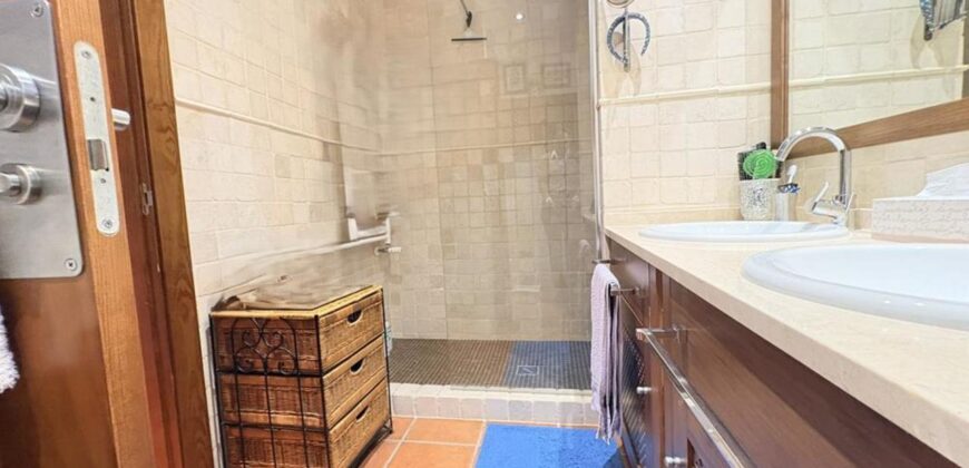 Spain Get your residency! villa in El Valle Golf Resort SVM752681