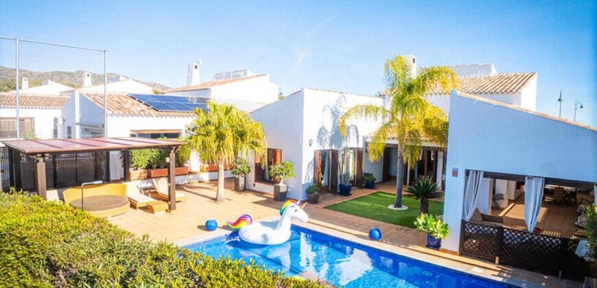 Spain Get your residency! villa in El Valle Golf Resort SVM752681