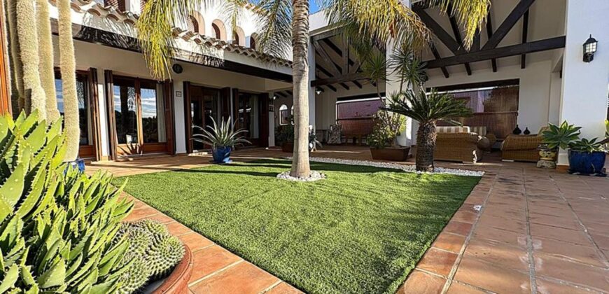 Spain Get your residency! villa in El Valle Golf Resort SVM752681