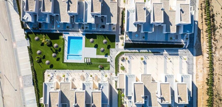 Spain Get your residency! new townhouses with high return of 8% SVM751848