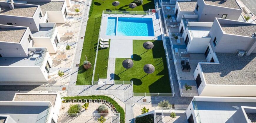 Spain Get your residency! new townhouses with high return of 8% SVM751848