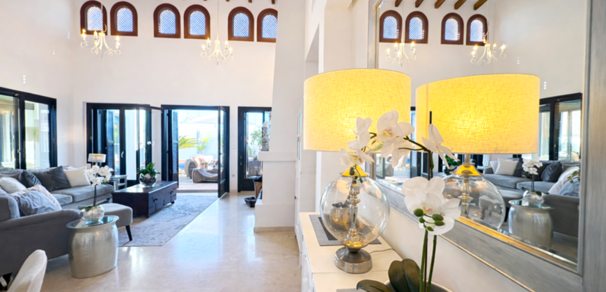 Spain Get your residency! luxury villa with private pool SVM768089