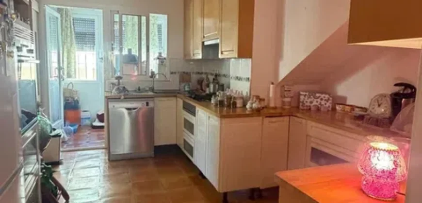 Spain Get your residency! apartment just steps from the beach 111026954