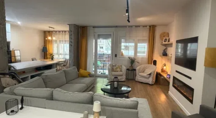 Spain Get your residency! fully renovated apartment 111180316