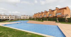 Spain Get your residency! Semi-detached house fully furnished PR-00446