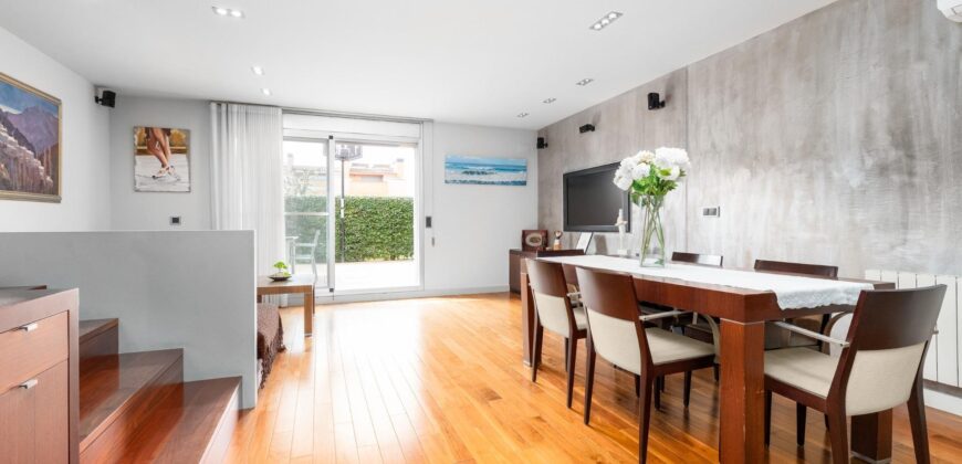 Spain Get your residency! Semi-detached house fully furnished PR-00446