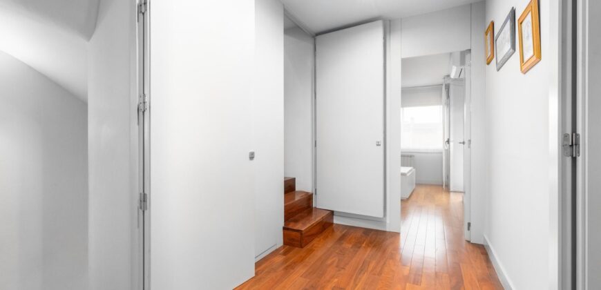 Spain Get your residency! Semi-detached house fully furnished PR-00446