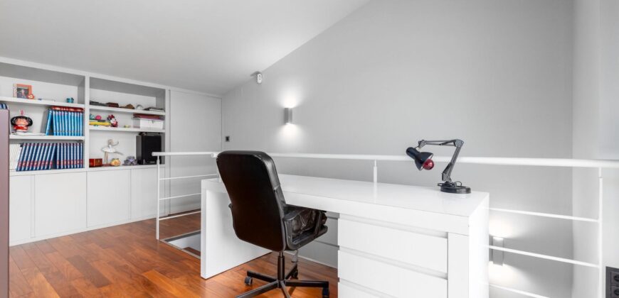 Spain Get your residency! Semi-detached house fully furnished PR-00446